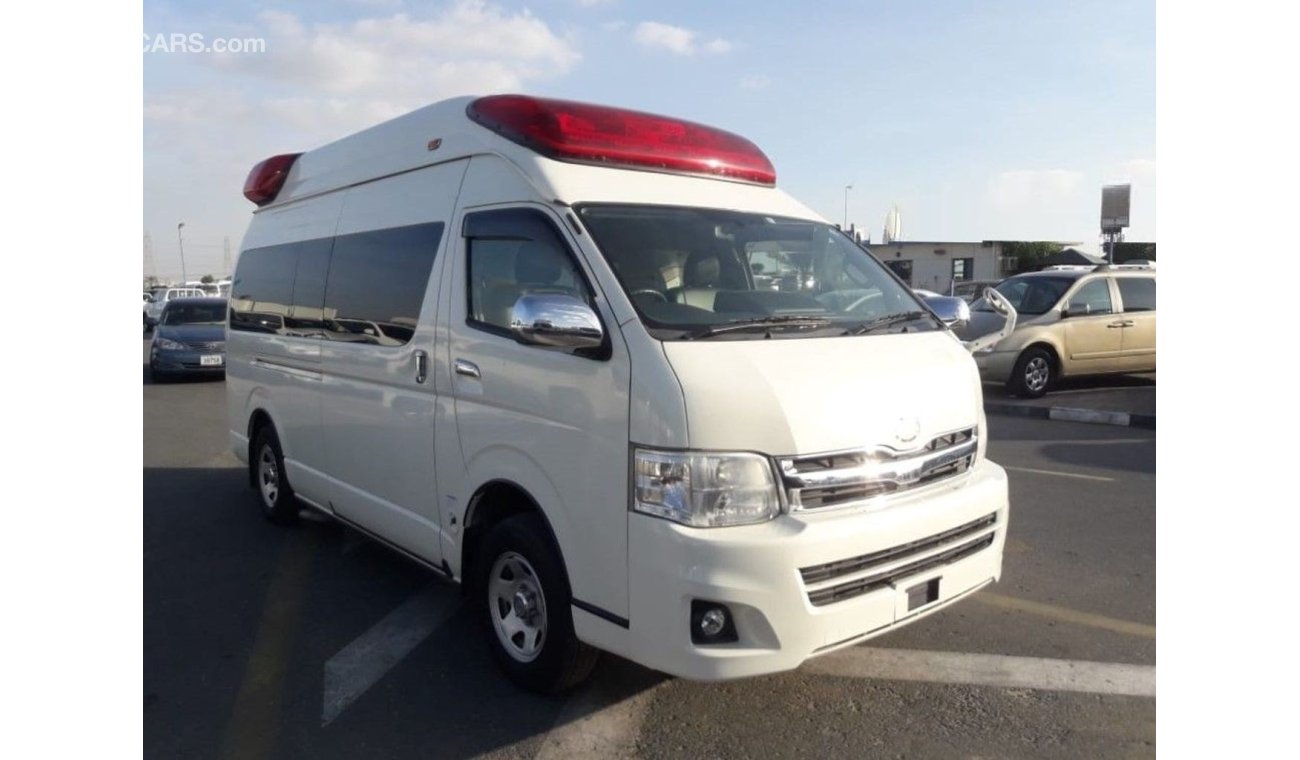 تويوتا هاياس Hiace Ambulance Van (Stock no PM 147 )