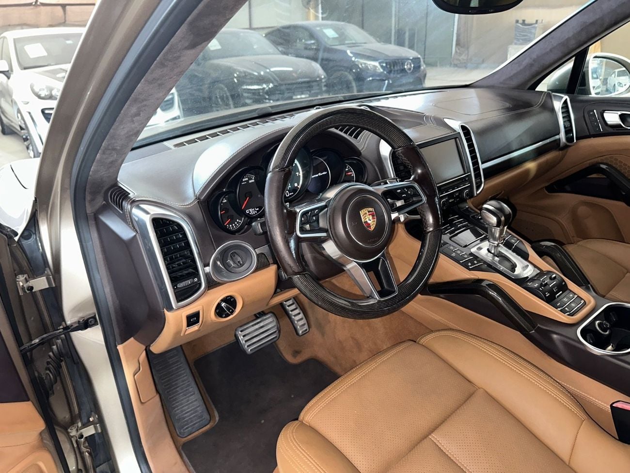 Porsche Cayenne PORSCHE CAYENNE TURBO 2015 | PANORAMIC ROOF | SPORTS CHRONO PACKAGE | FULL CARBON INTERIOR PACKAGE