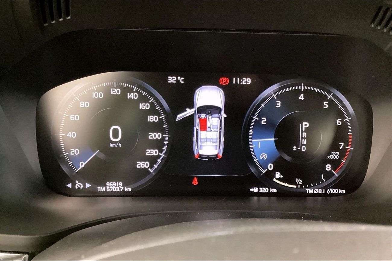 Volvo XC60 T5 Momentum | National Day Celebration | Guaranteed Warranty | 0 Down Payment