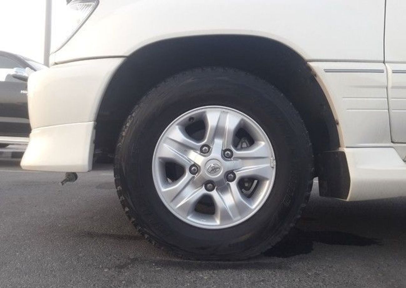 Toyota Land Cruiser TOYOTA LAND CRUISER RIGHT HAND DRIVE (PM910)