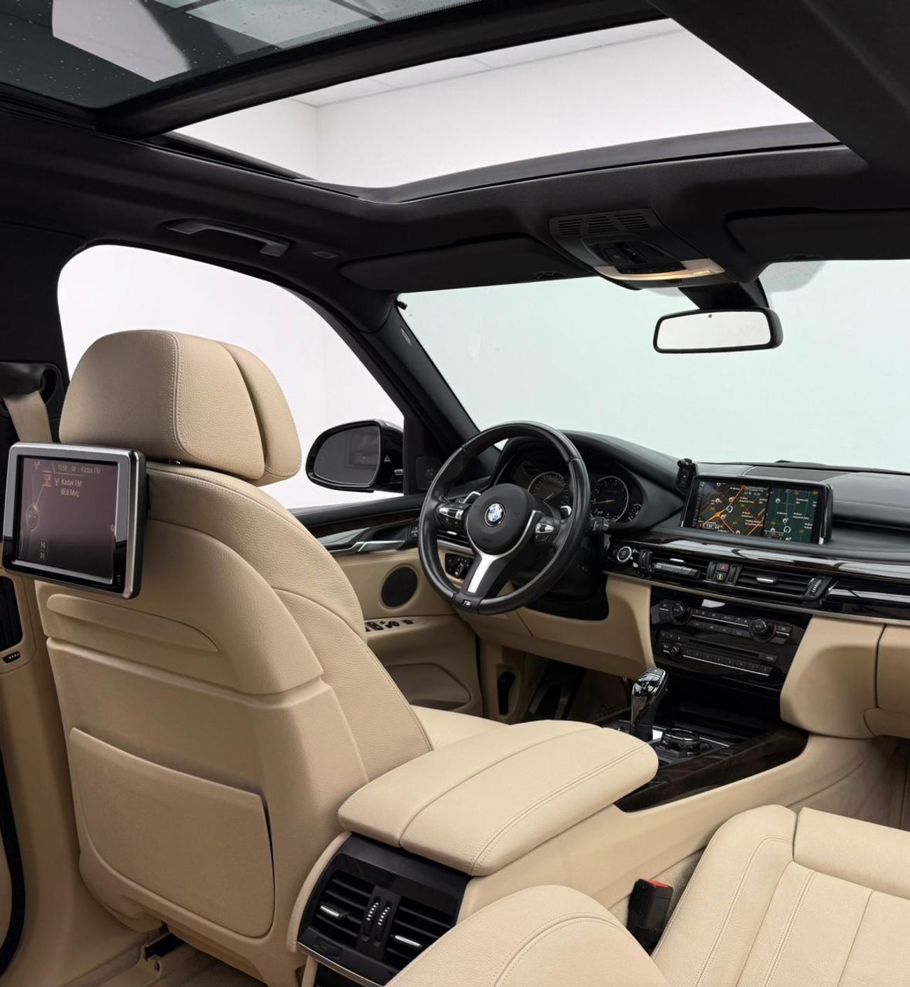 بي أم دبليو X5 50i M Sport 4.4L 2016 BMW X5 50i M-Sport, Full Service History, Fully Loaded, Excellent Condition, G