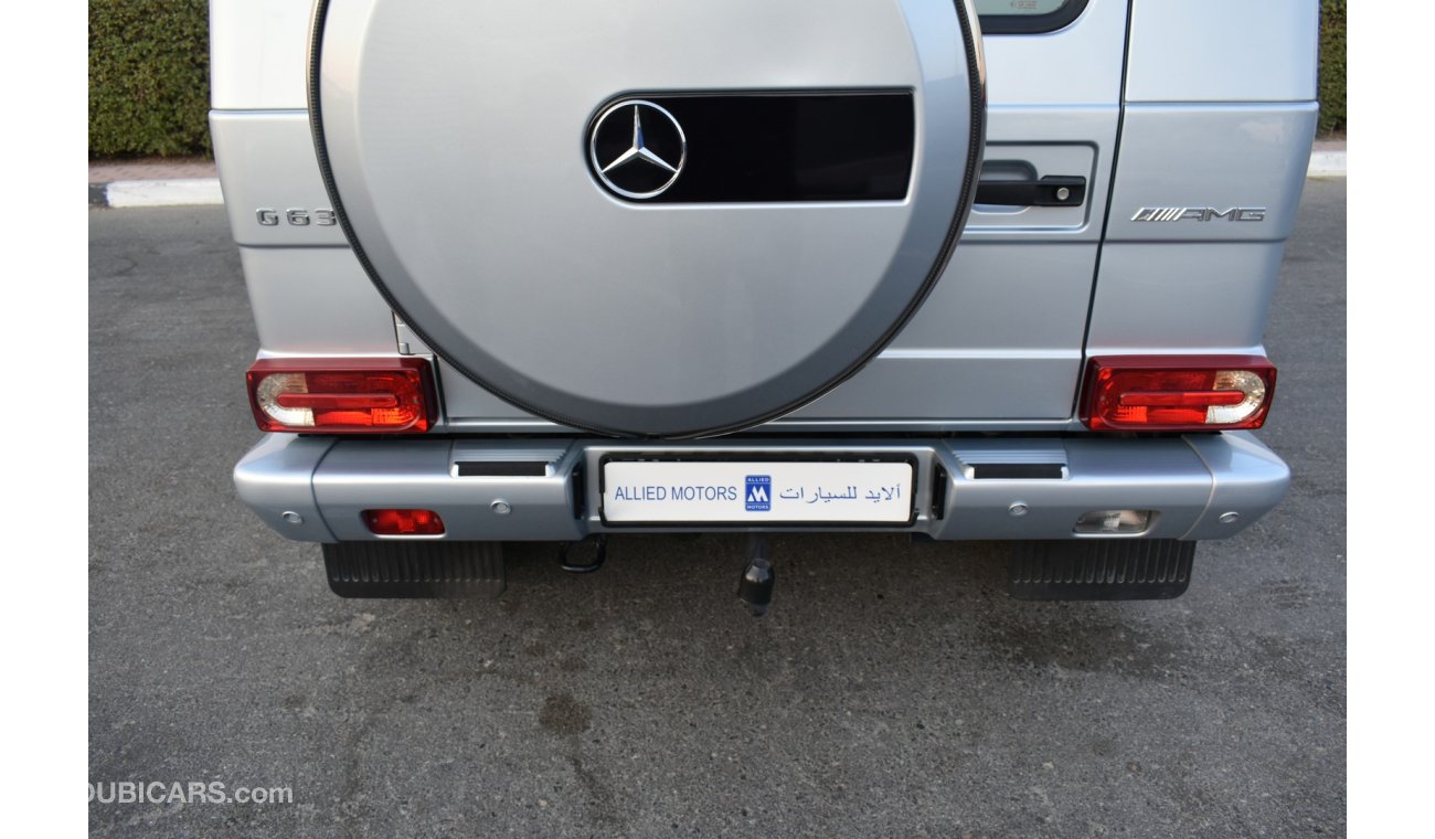 Mercedes-Benz G 63 AMG V8 -BLUE_RED - 2015