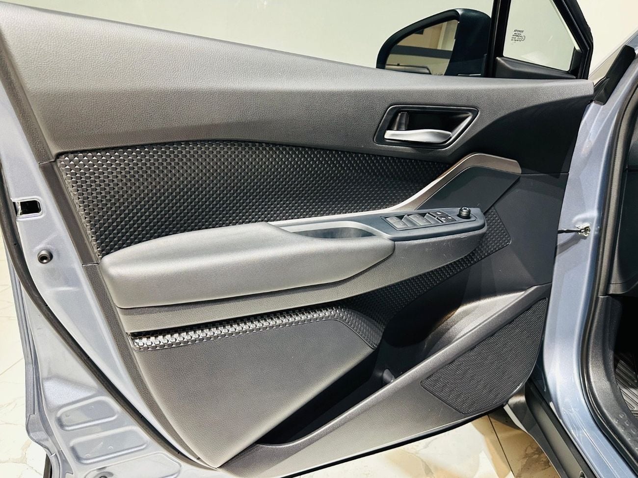 Toyota CHR GX 1.8L (96 HP)