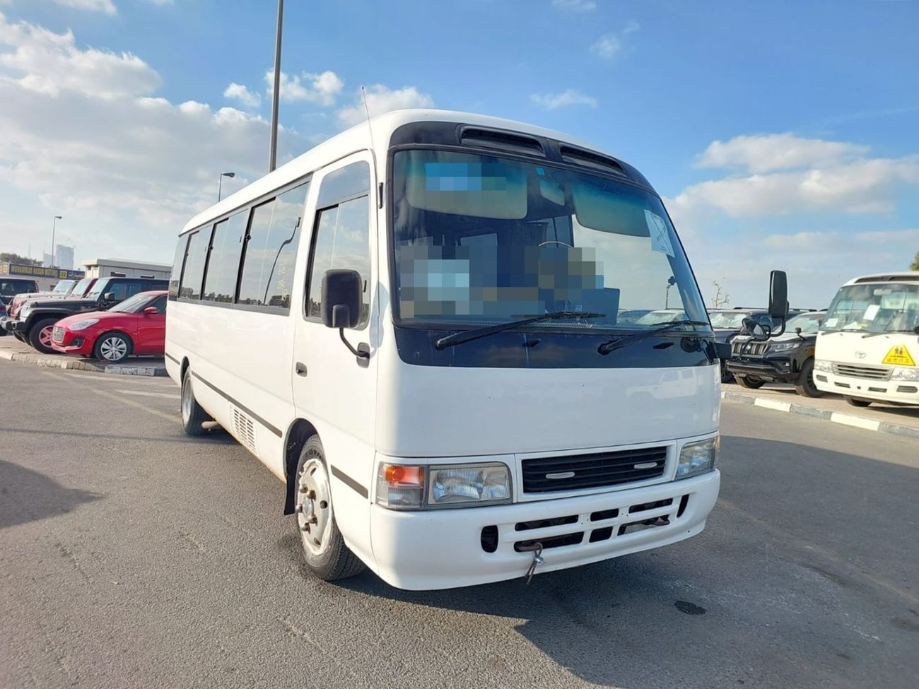 تويوتا كوستر TOYOTA COASTER BUS RHD 1997 MODEL 4.1 L DIESEL AUTOMATIC(PM04807)