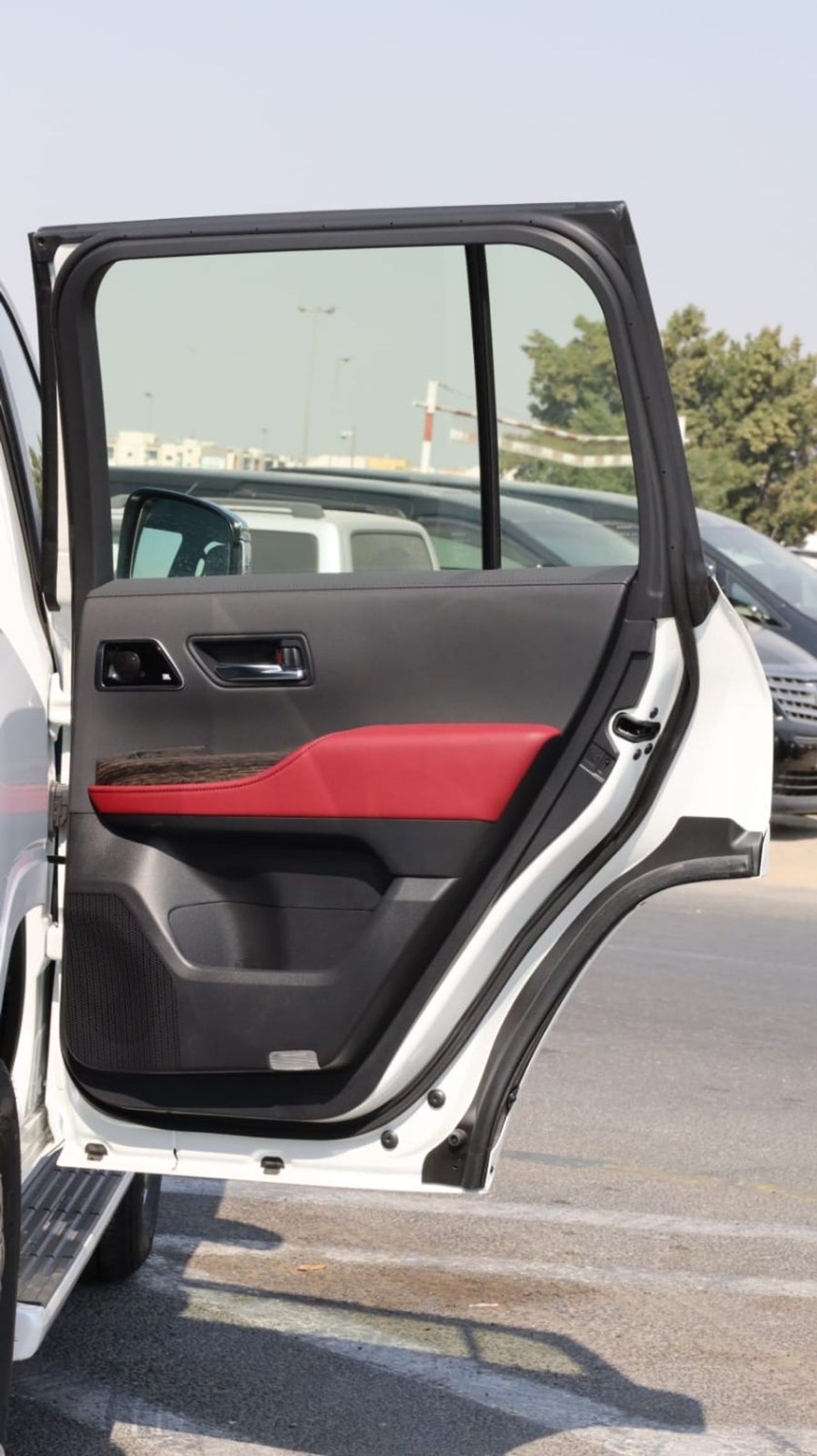 Toyota Land Cruiser VXR -Z 3.3L DIESEL TWIN TURBO 2025 MODEL