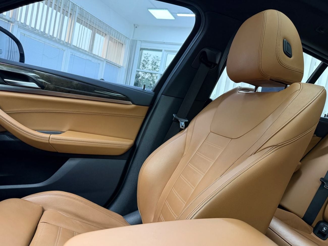 BMW X4 XDRIVE 30I M SPORT PACK Original paint .. GCC .. FSH .. M kit .. Perfect Condition