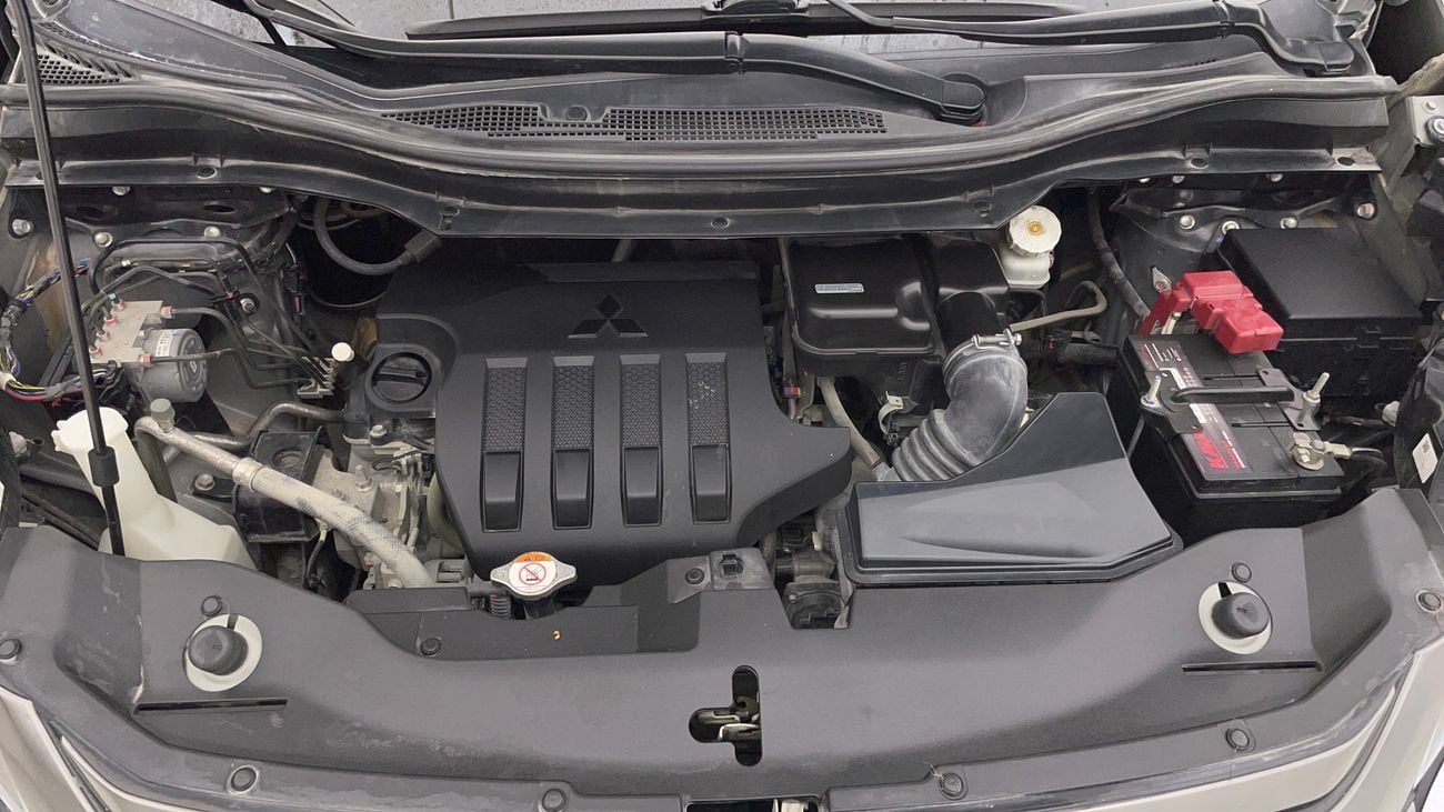 ميتسوبيشي إكسباندر كروس PREMIUM 1.5 | بدون دفعة مقدمة | اختبار القيادة في المنزل