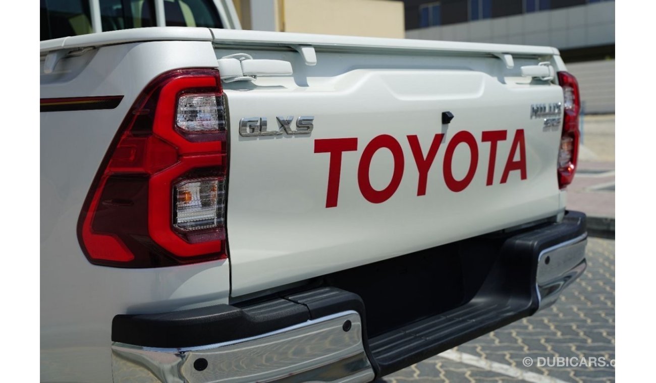 تويوتا هيلوكس TOYOTA HILUX 2.8L MANUAL 4WD MODEL 2023 GCC SPECS FOR EXPORT ONLY