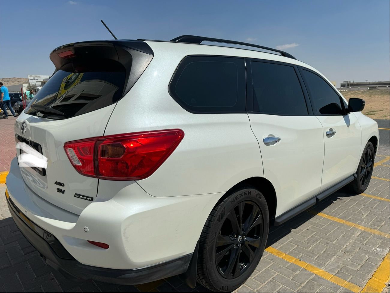 Nissan Pathfinder SV