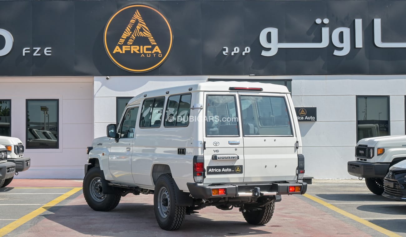 Toyota Land Cruiser 70 4.0L. V6. A/T