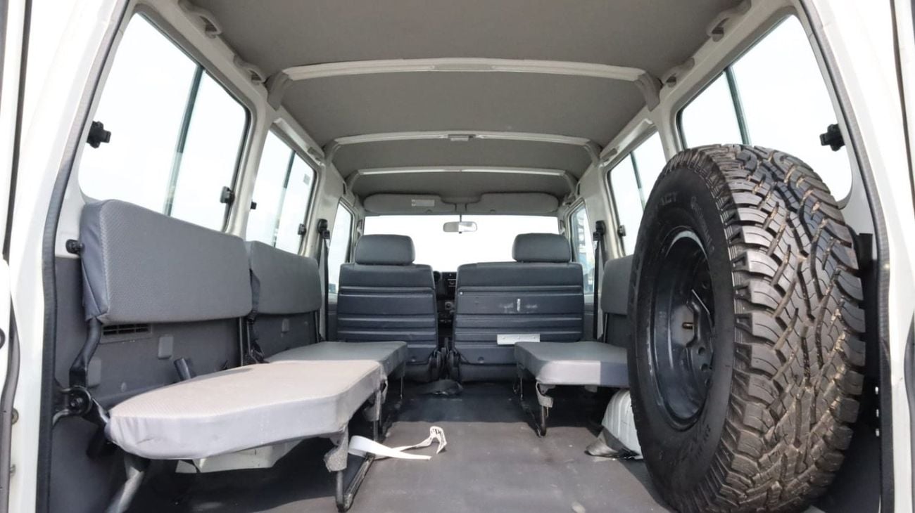 Toyota Land Cruiser 70