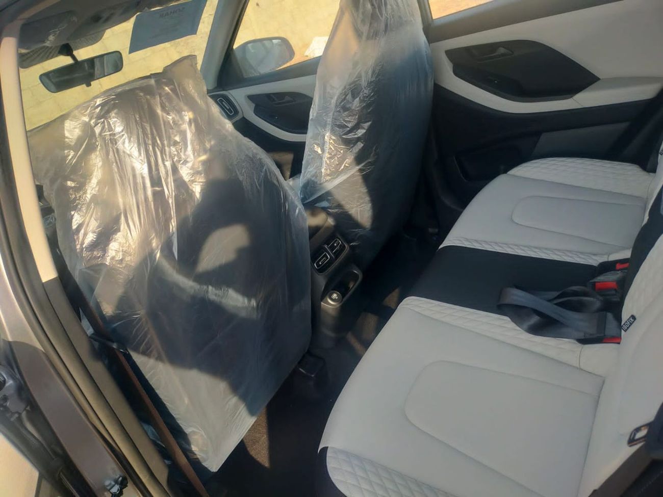 New Hyundai Creta 1.5 l with sun roof full option 2024 model 2024 for