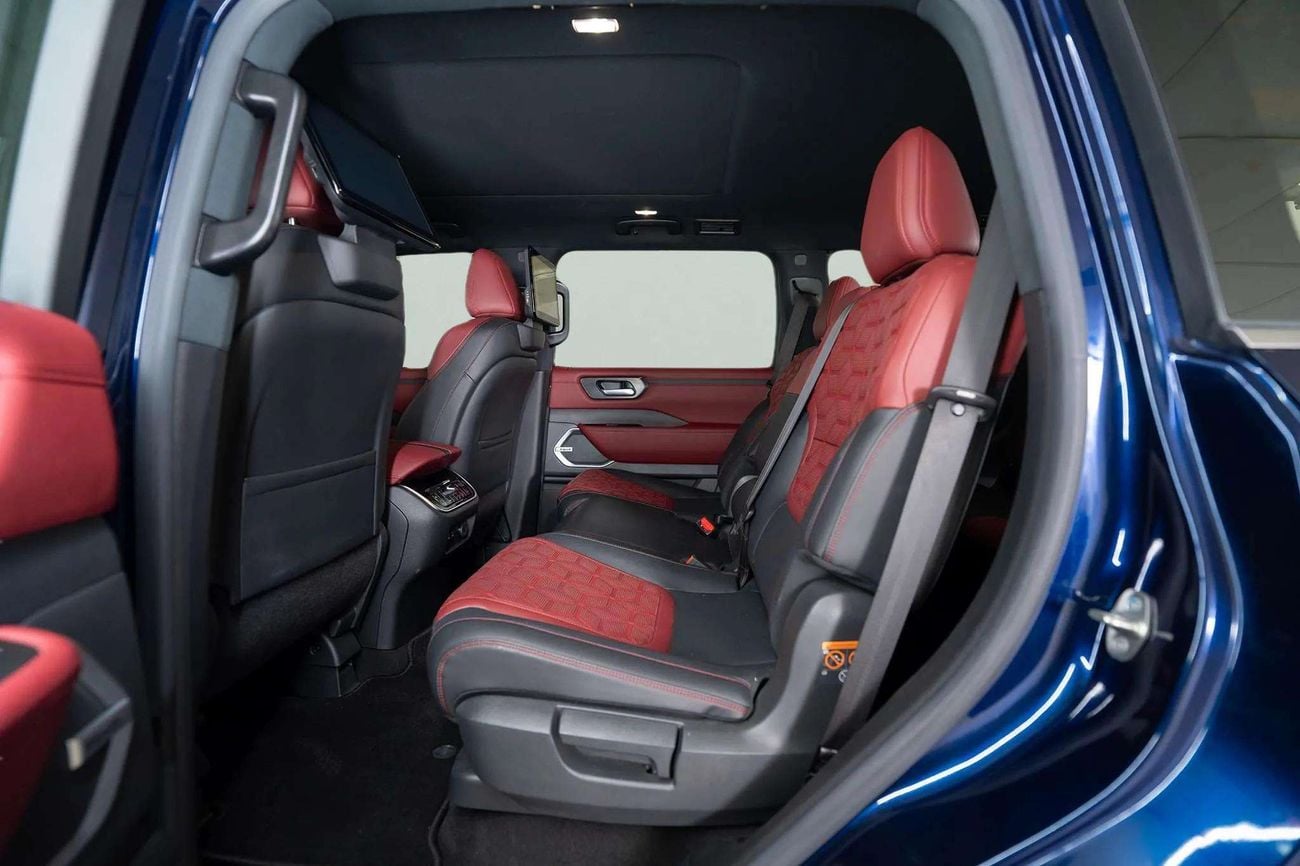 Nissan Patrol LE Platinum City 5.6L LE PLATINUM CITY 3.8