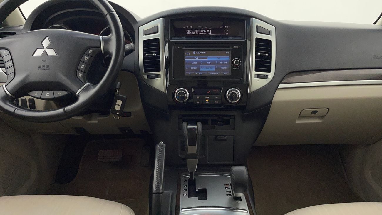 ميتسوبيشي باجيرو GLS LOWLINE 3.5 | بدون دفعة مقدمة | اختبار القيادة في المنزل