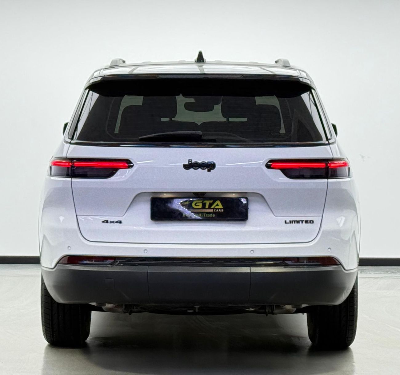 جيب جراند شيروكي Limited 3.6L