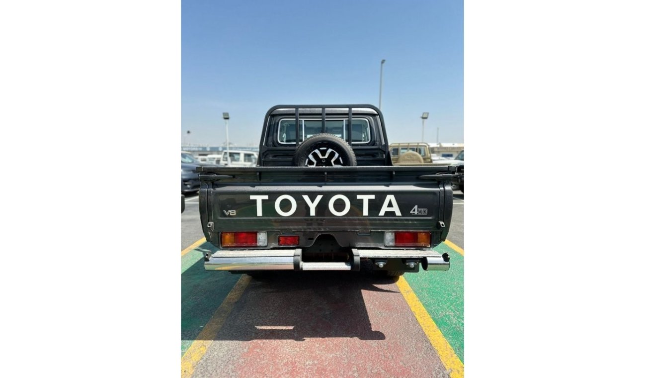 Toyota Land Cruiser Pick Up Toyota Land Cruiser LC79 petrol model 2024