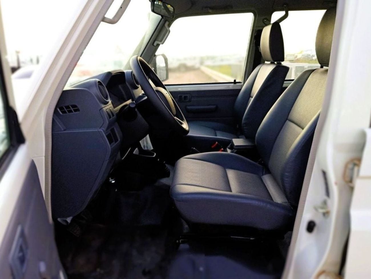 Toyota Land Cruiser Pick Up 4.2l Double Cabine pickup Double cabin Diesel  4.2L 6V M/T 4*4 basic 2026 With No Restrictions