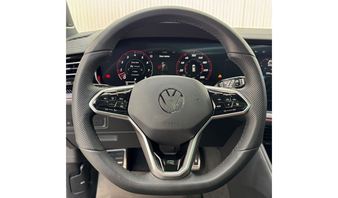 Volkswagen Touareg R-Line 3.0L 4WD 2024 Volkswagen Touareg R-Line Black Edition, 2029 VW Warranty, 2028 VW Service Pack