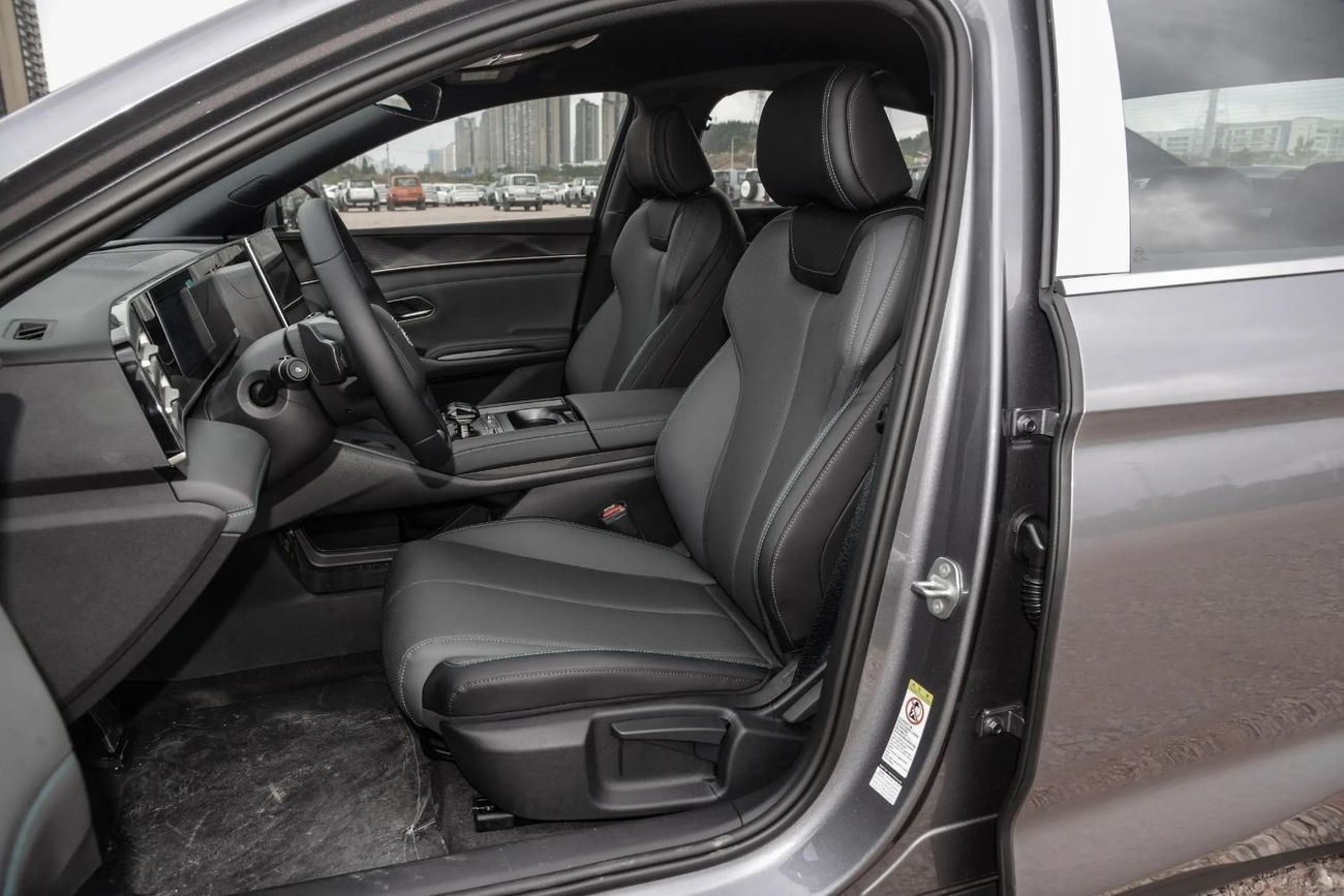 بي واي دي كين ال دي ام-اي BYD Qin L 2025 DM-i 80KM Leading Type