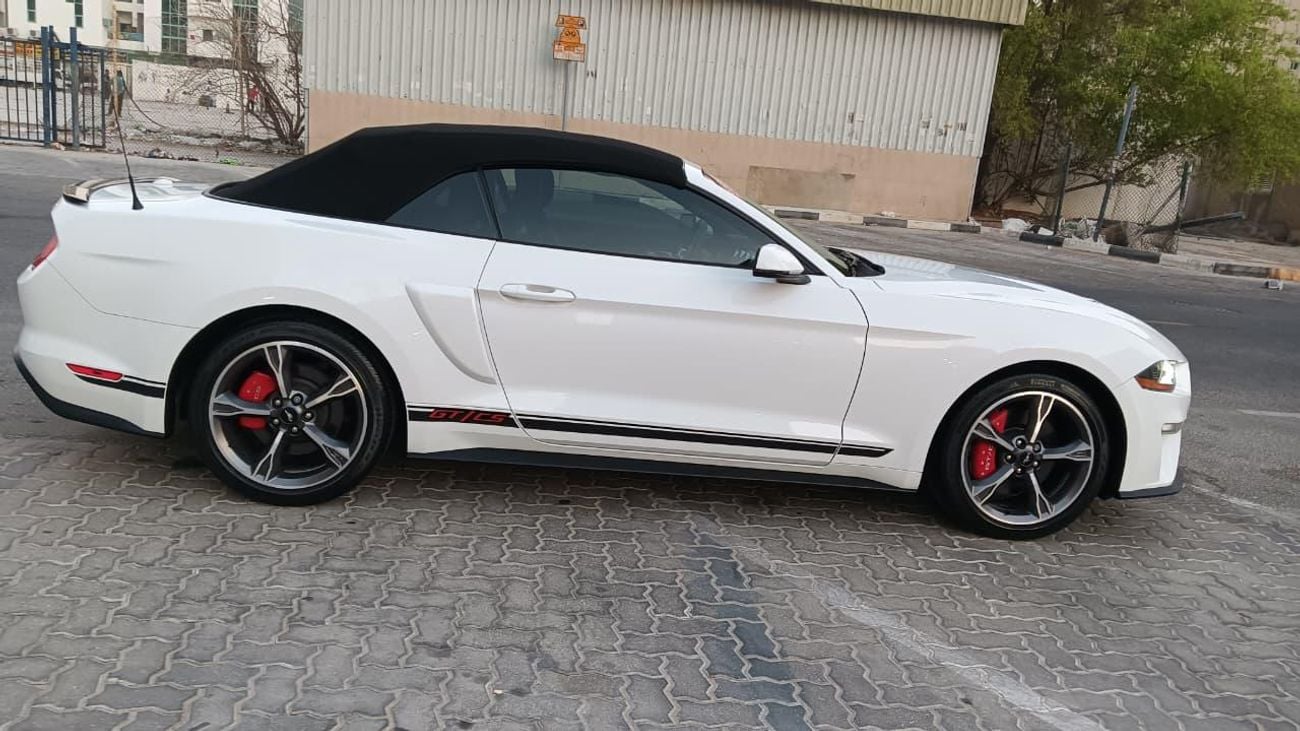 Ford Mustang GT PREMIUM