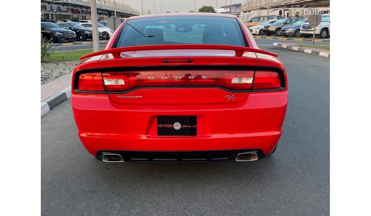 Dodge Charger = FREE REGISTRATION = FULL SERVICE HISTORY = GCC SPECS= HEMI RT 5.7L =