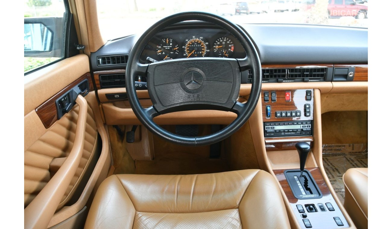 Mercedes-Benz 300 SE