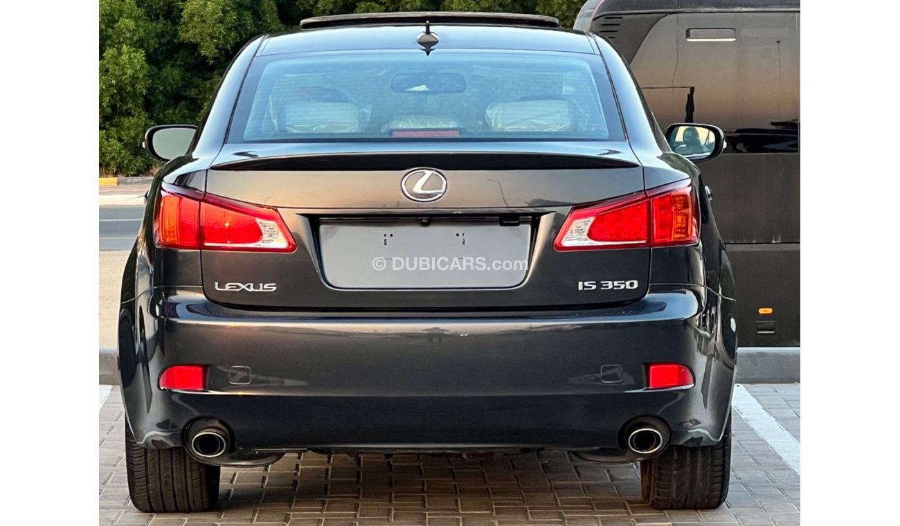 Lexus IS350