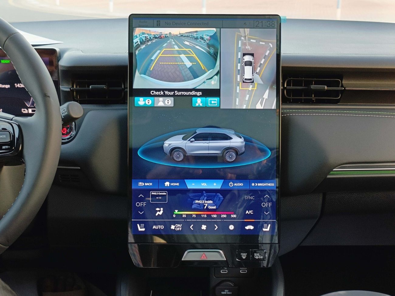 هوندا e:NP1 Elite Option / 510 KMS / 360 Cameras / Twin Panoramic Roof / Special Price for Export (CODE # ENP1F)