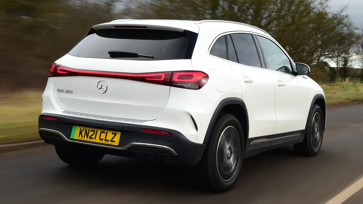 Mercedes-Benz EQA 250 exterior - Rear Right Angled