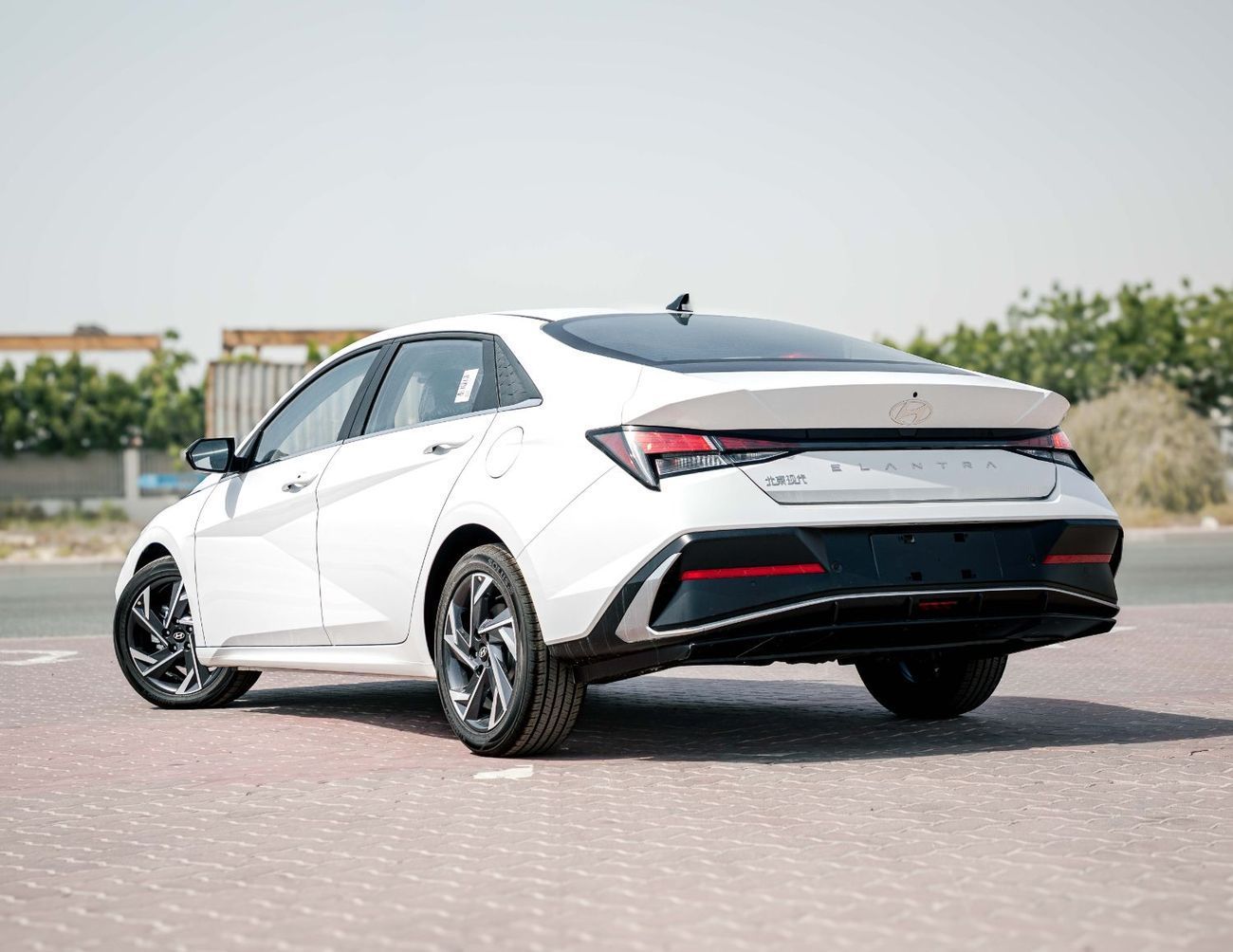 هيونداي إلانترا 2025 Hyundai Elantra GLX Elite 1.5L - White Inside Black | Export Only