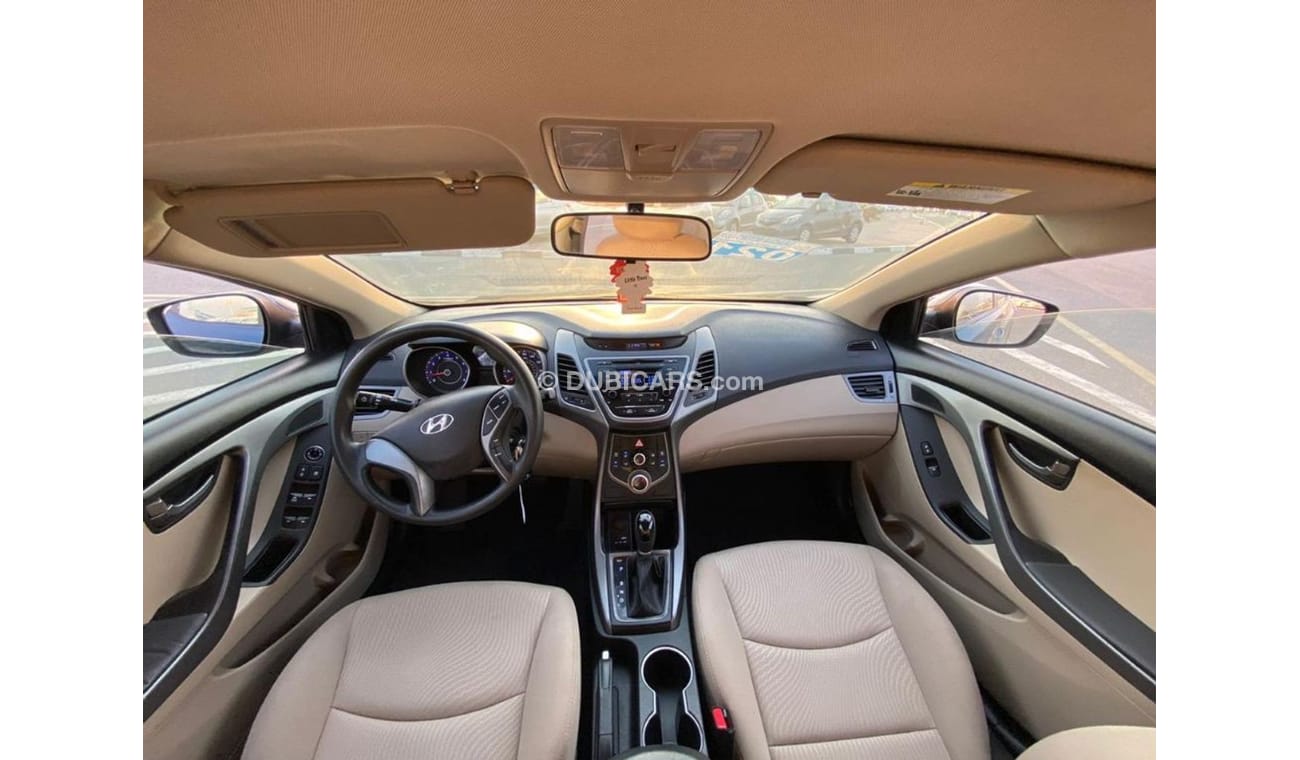 Hyundai Elantra 2016 HYUNDAI ELANTRA 1.8L Mid Option