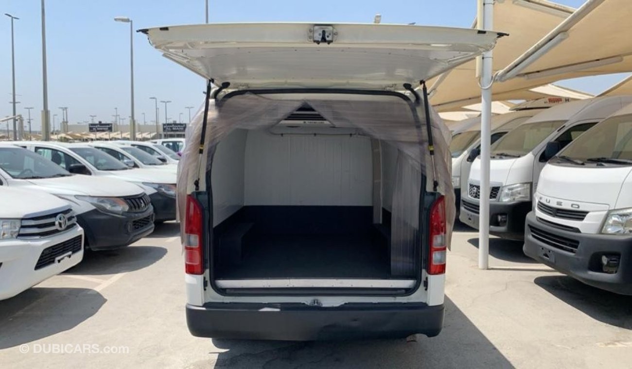 Toyota Hiace 2018 6 Seats Chiller Ref#223