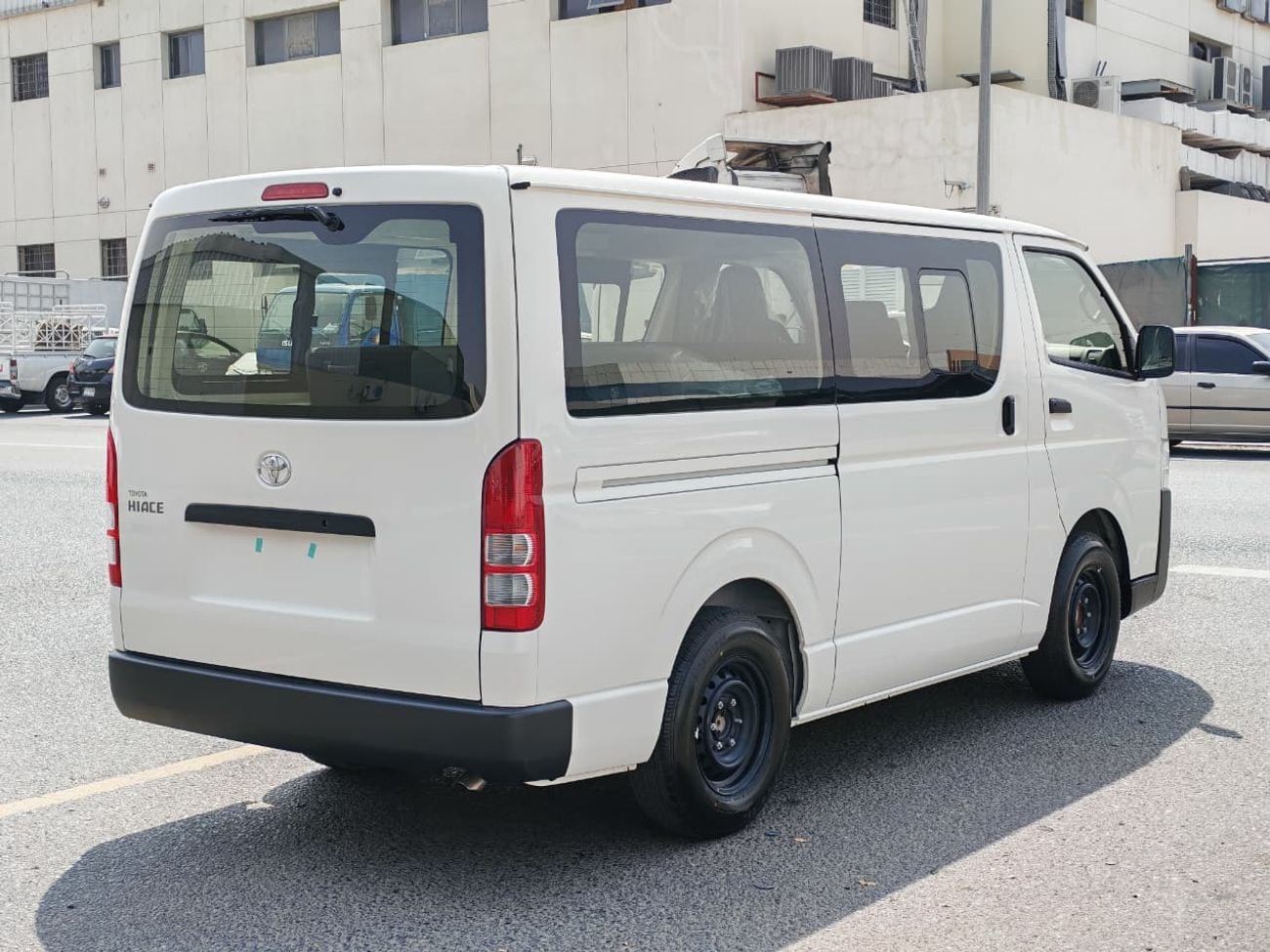 Toyota Hiace 2026 Toyota Hiace Standard-Roof 15-Seater 2.7L 4-Cyl Petrol M/T RWD (Old-Shape)