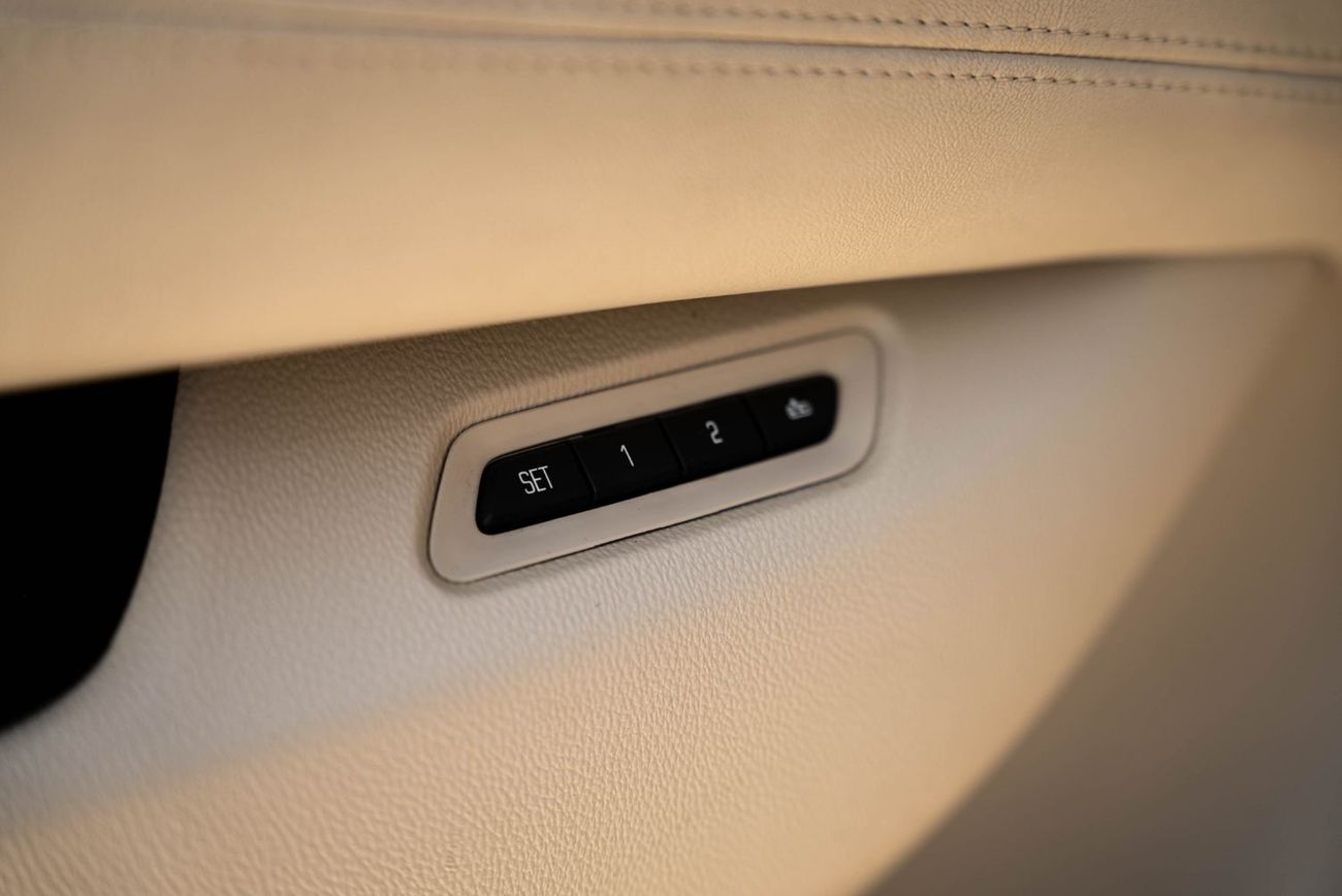 كاديلاك إسكالاد Platinum 6.2L