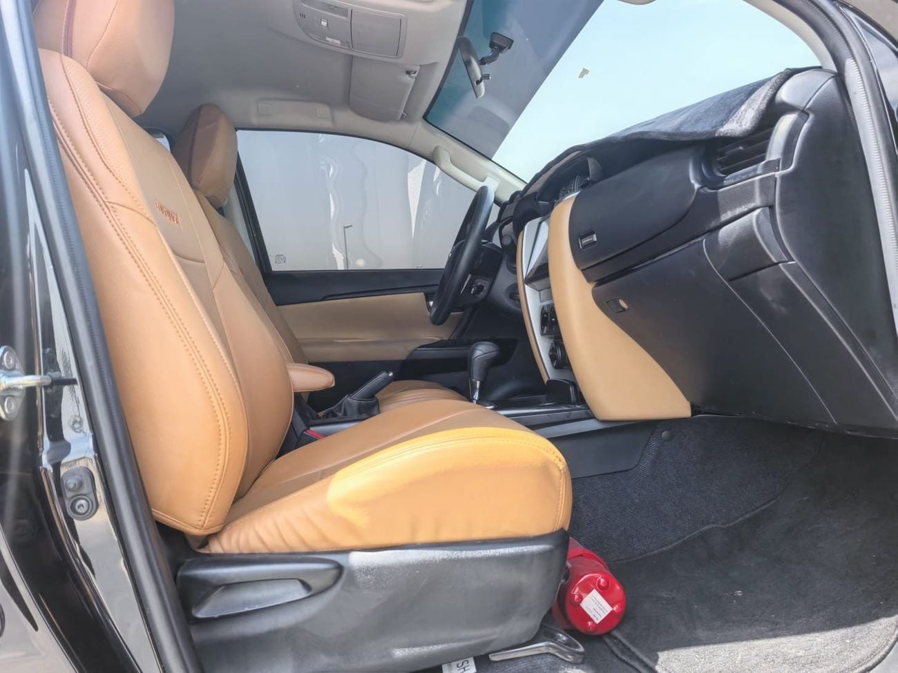 Toyota Fortuner 2024 TOYOTA FORTUNER 2.7L PETROL 4x4 AUTOMATIC TRANSMISSION