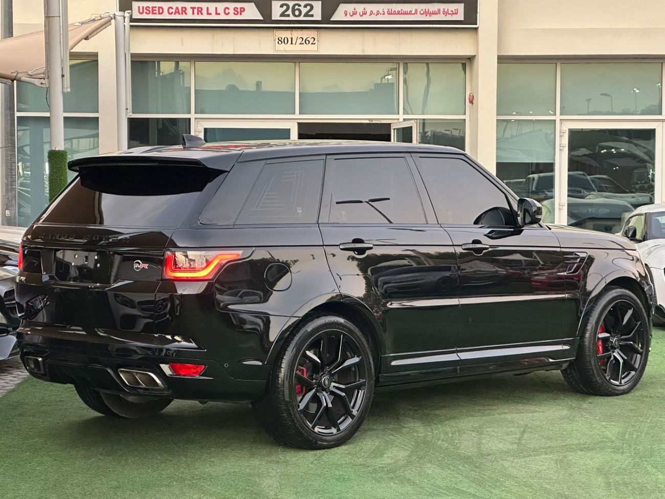 Land Rover Range Rover Sport RANGE ROVER SPORT SVR GCC 2018 FULL OPTION ORIGINAL PAINT PERFECT CONDITION