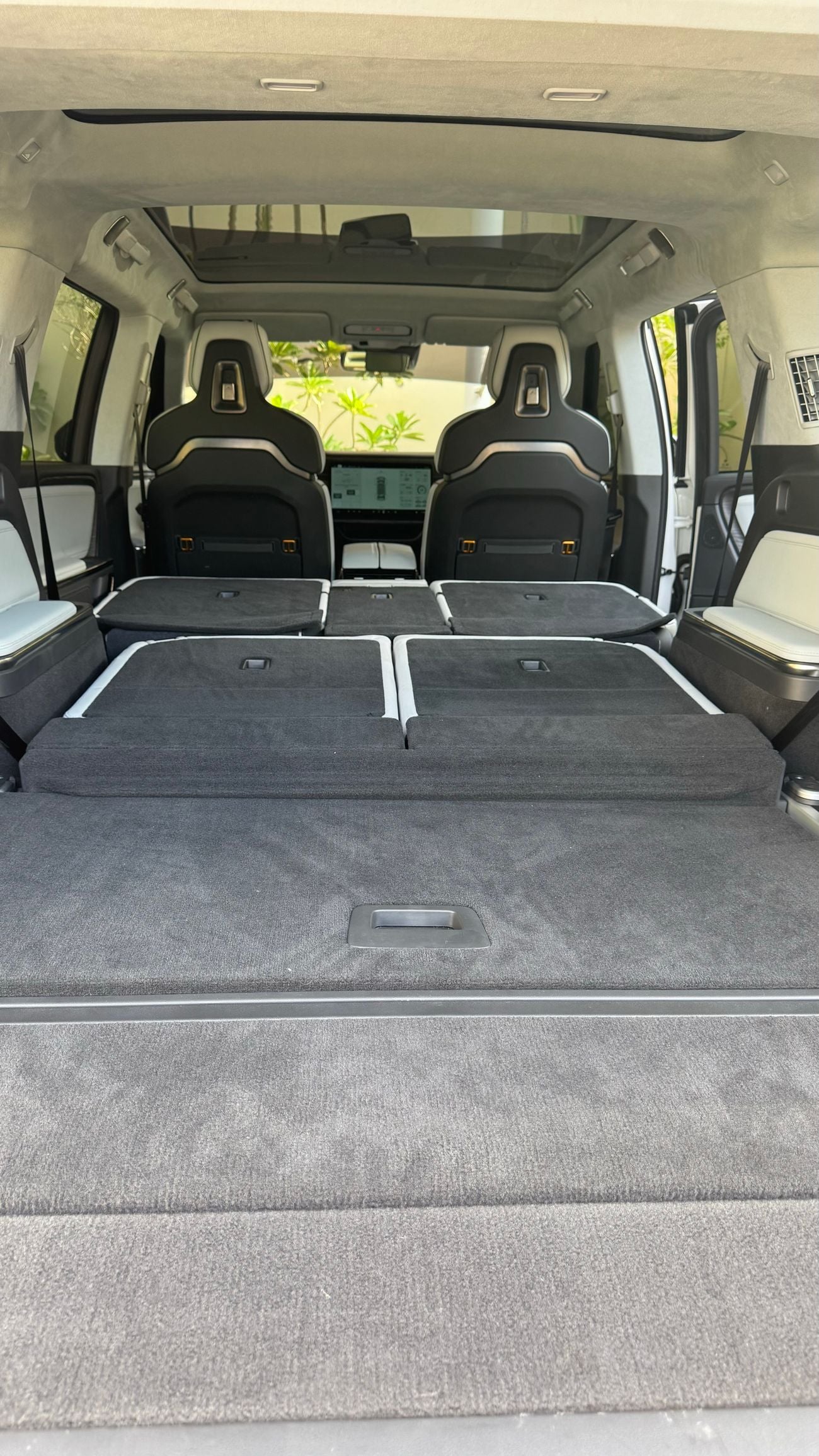 ريفيان R1S ADVENTURE PACKAGE