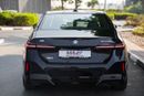 بي أم دبليو i5 2025 BMW i5 e-Drive 40L M-Sport package RWD 0km