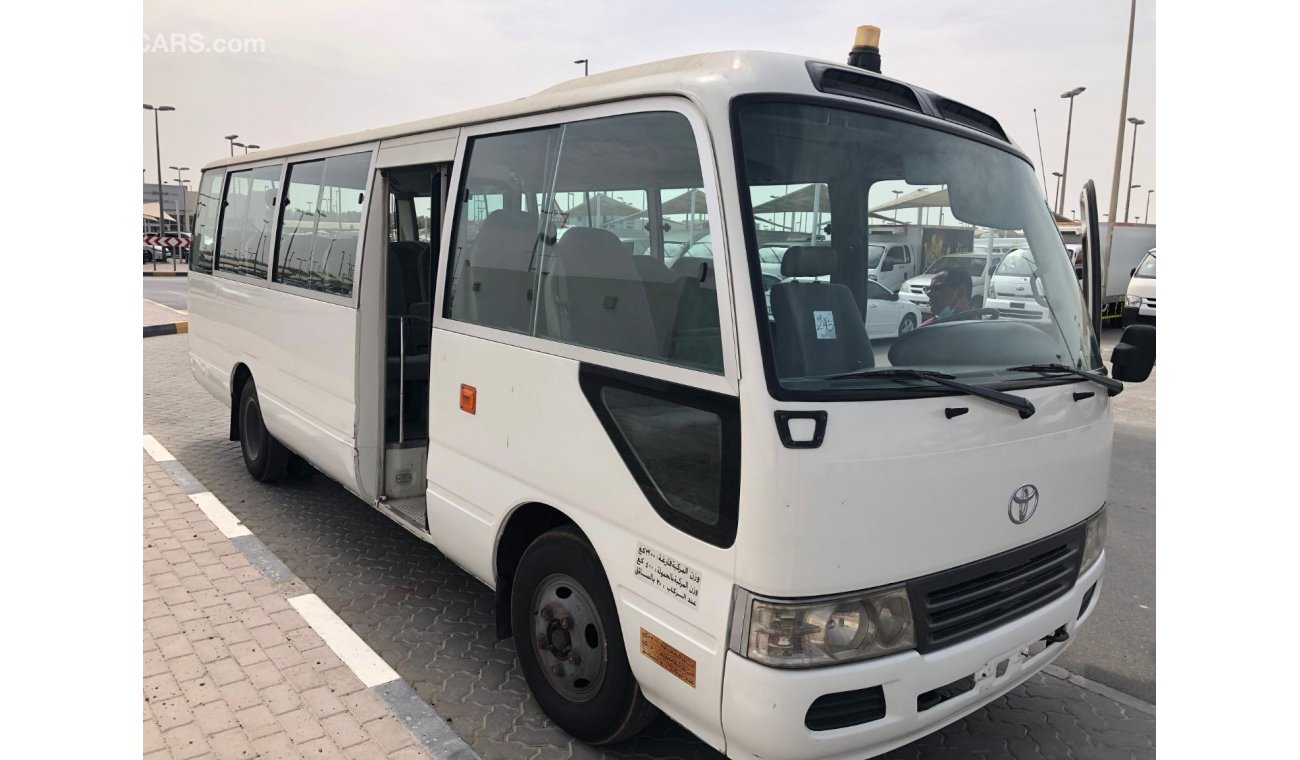 تويوتا كوستر Toyota coaster 30 seater bus Diesel, Model:2015. Excellent condition