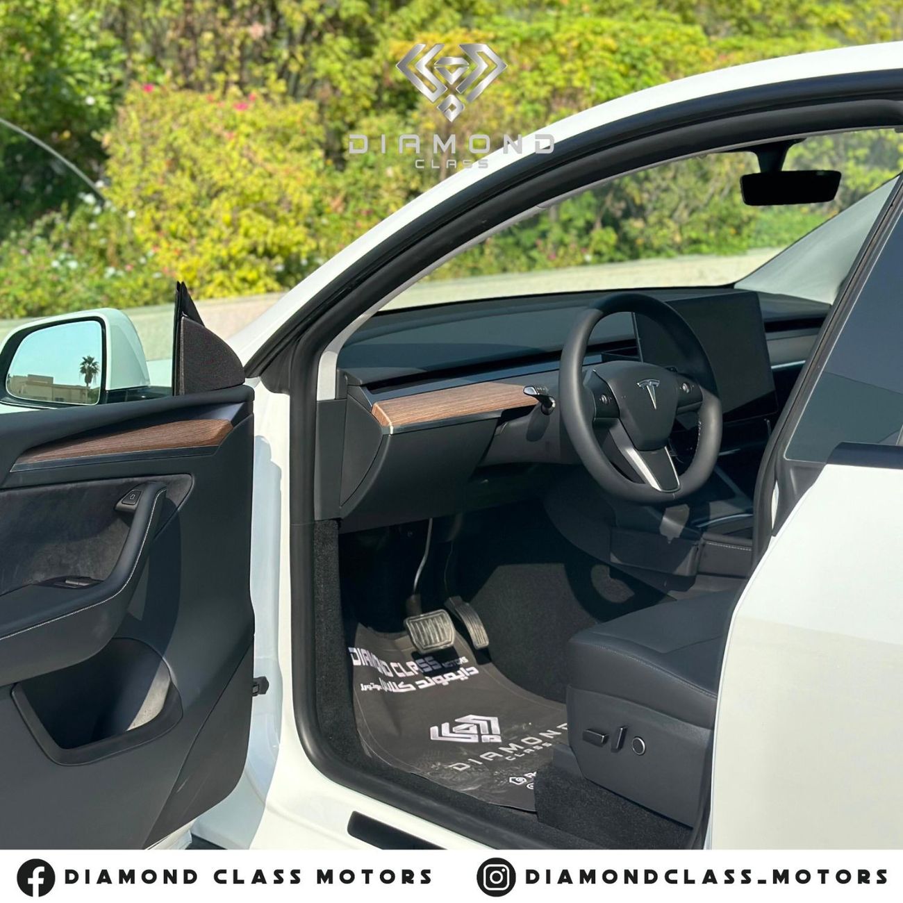 Tesla Model Y Tesla Model Y  Auto Pilot  2023 GCC 3,400 KM 169,000 AED Under Warranty from Tesla  Additional acces