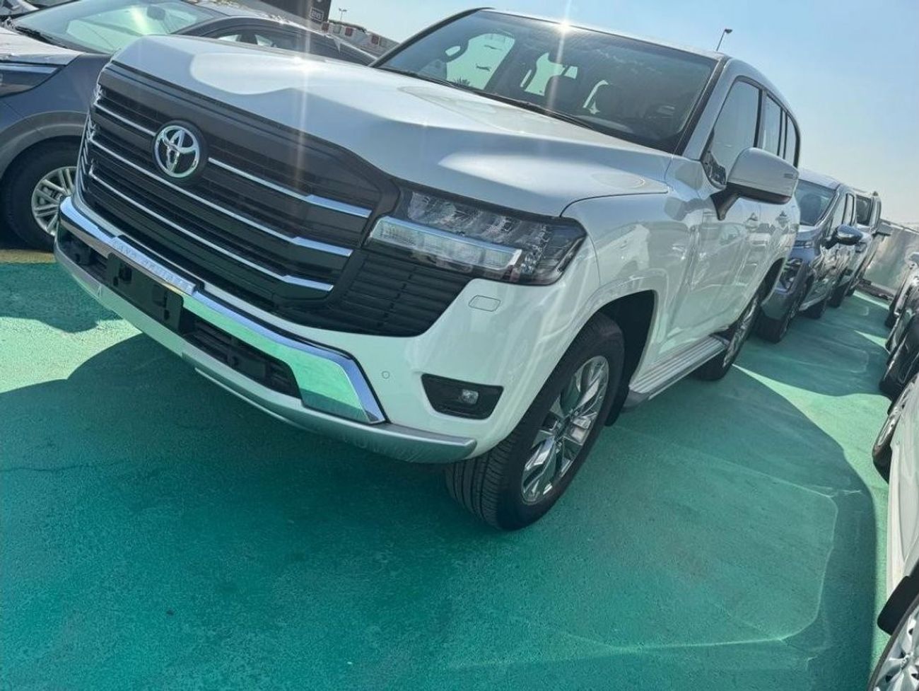 تويوتا لاند كروزر LAND CRUISER 4.0L PETROL AUTOMATIC ZERO KM