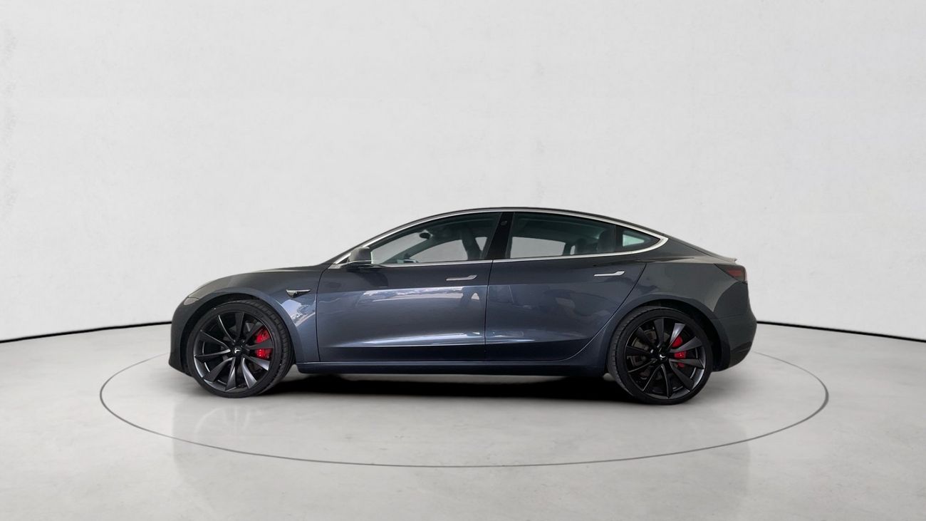 تسلا موديل 3 Performance (Dual Motor) | upto AED 20,000 Ramadan Discount | شامل الضمان | 0 ﺪﻔﻋﺓ ﺃﻮﻟﻯ