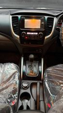 ميتسوبيشي تريتون DIESEL 4.0L RIGHT HAND DRIVE ONLY FOR EXPORT AVAILABLE