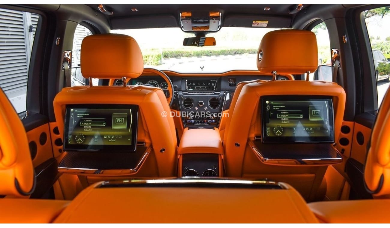 رولز رويس كولينان Rolls-Royce Cullinan Black Badge 2024