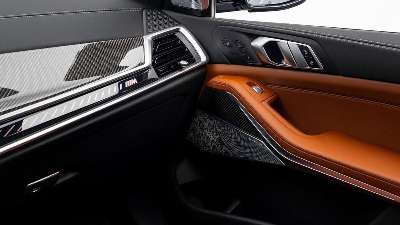 BMW X7 M60i - 2025 - GCC - Under Warranty