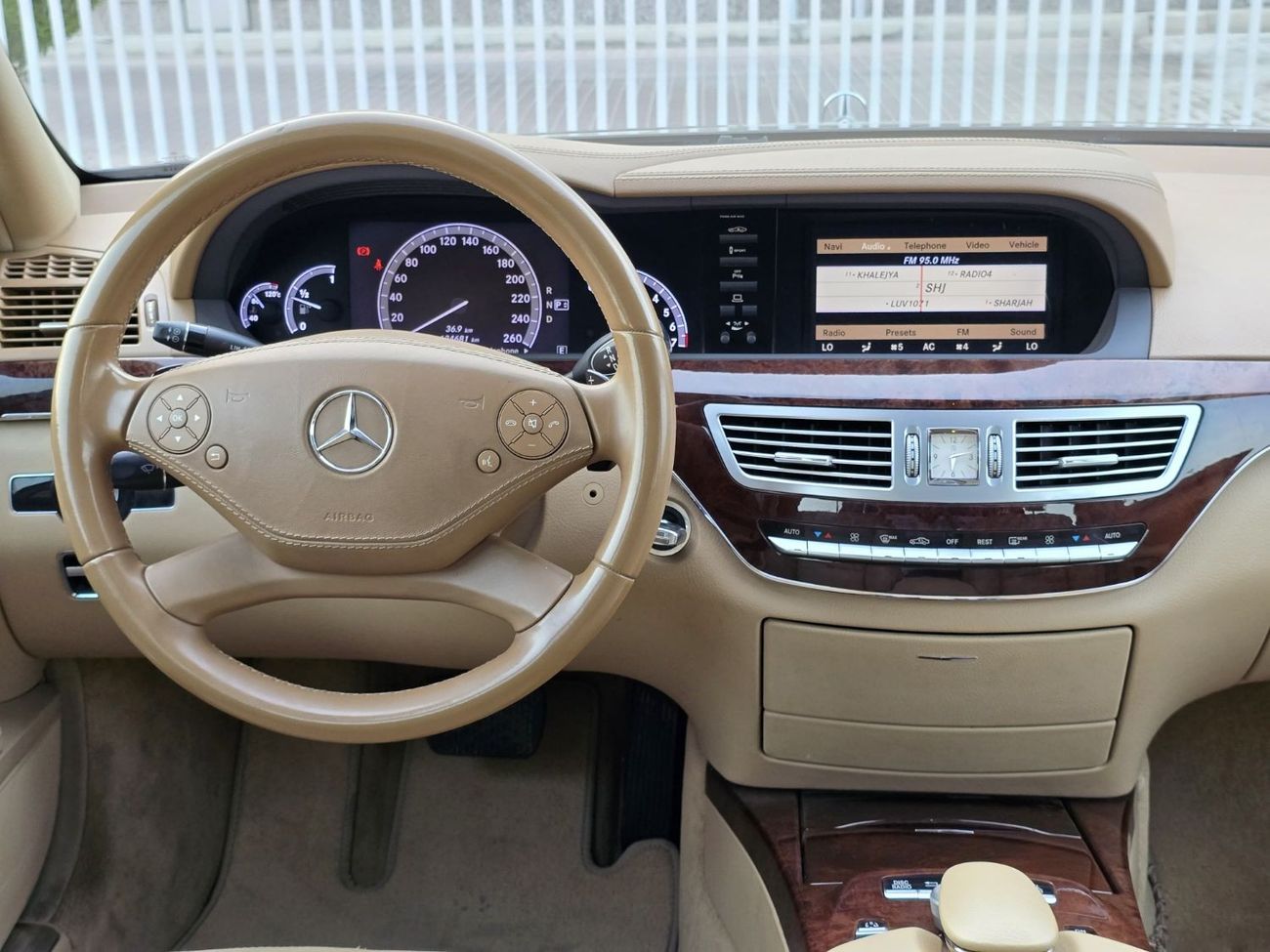 Mercedes-Benz S 300 Std MERCEDES S-300 2013 GCC ORGINAL PAINT // FULL OPITION // PERFECT CONDITION