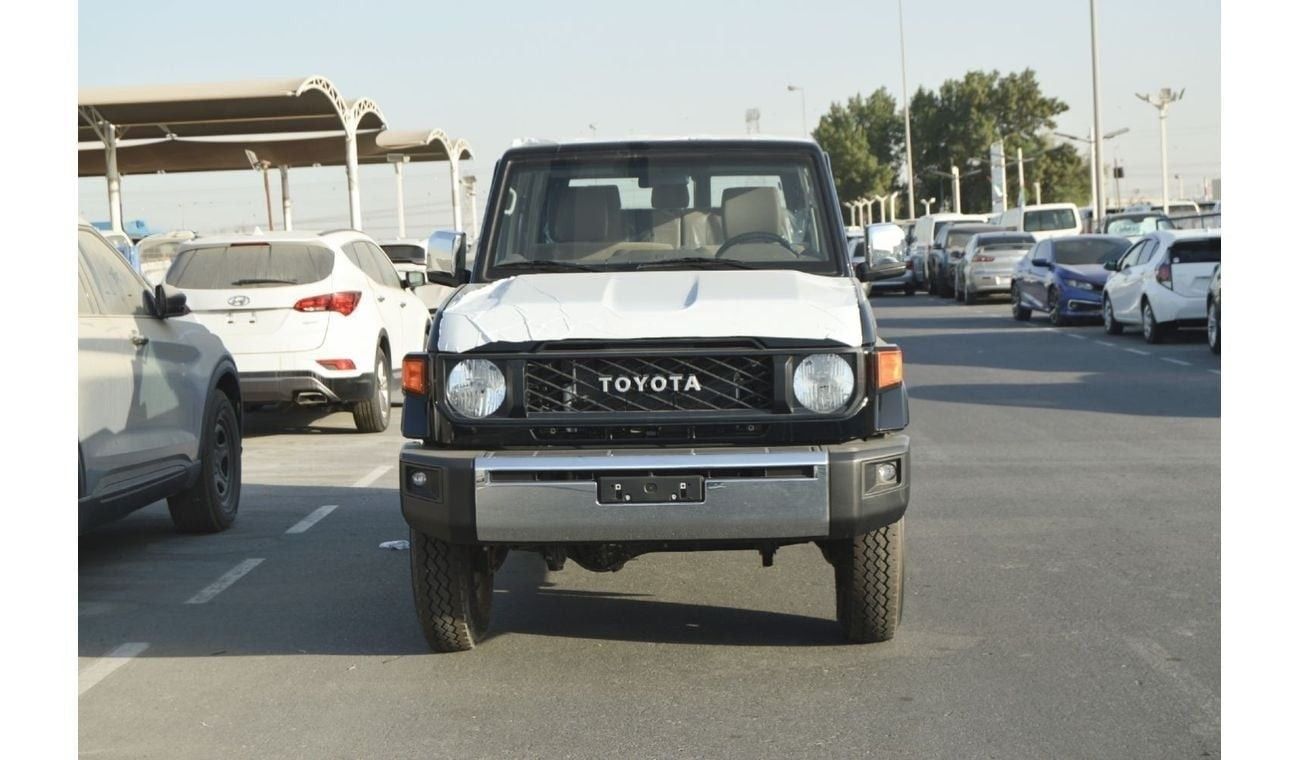 Toyota Land Cruiser 70 LX Hard Top 5 Doors
