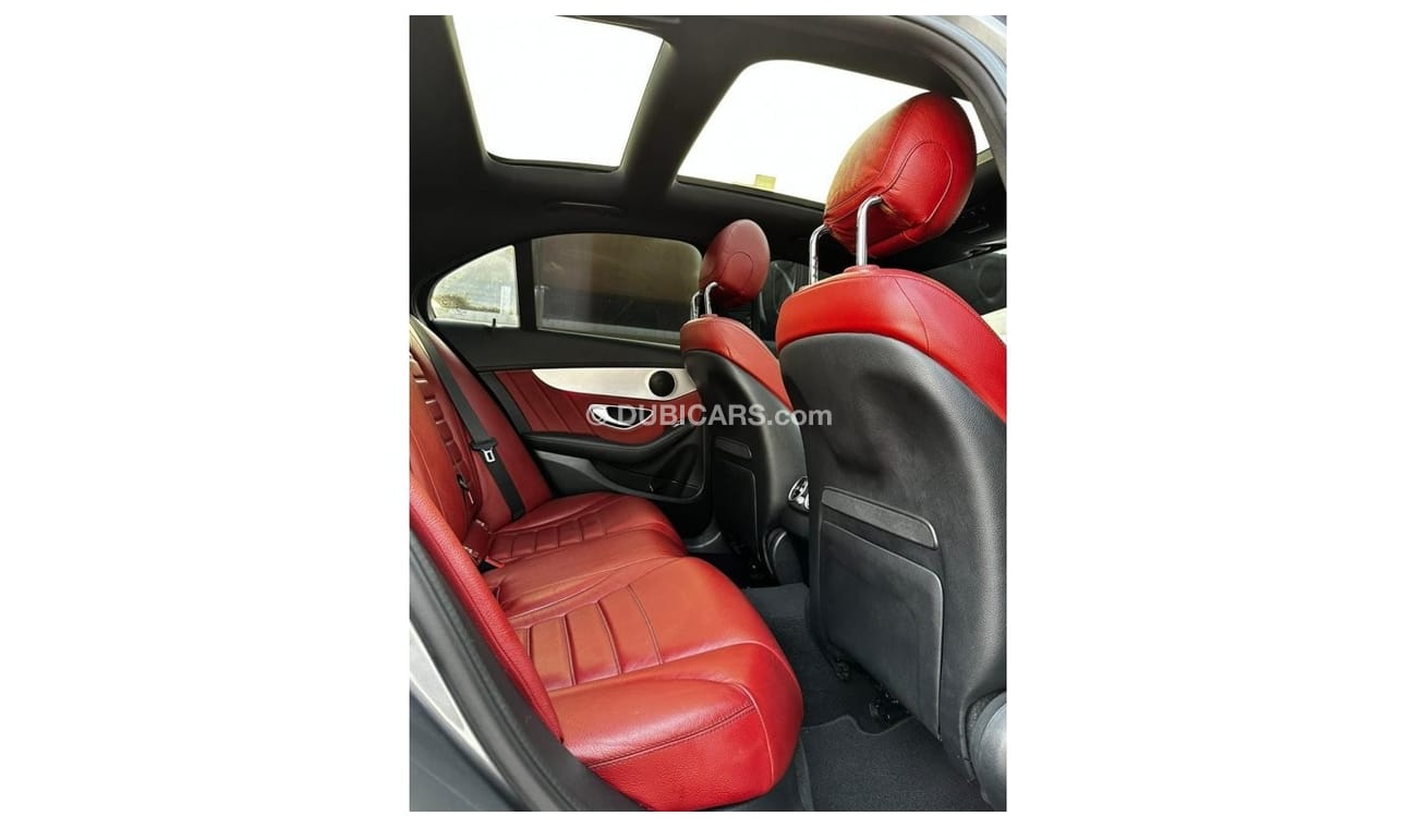 Mercedes-Benz C 200 Premium + مرسيدس سي 200 موديل : 2019 ممشي : 87.000 السعر : 127.000 مواصفات خليجية فل اوبشن بدون حواد