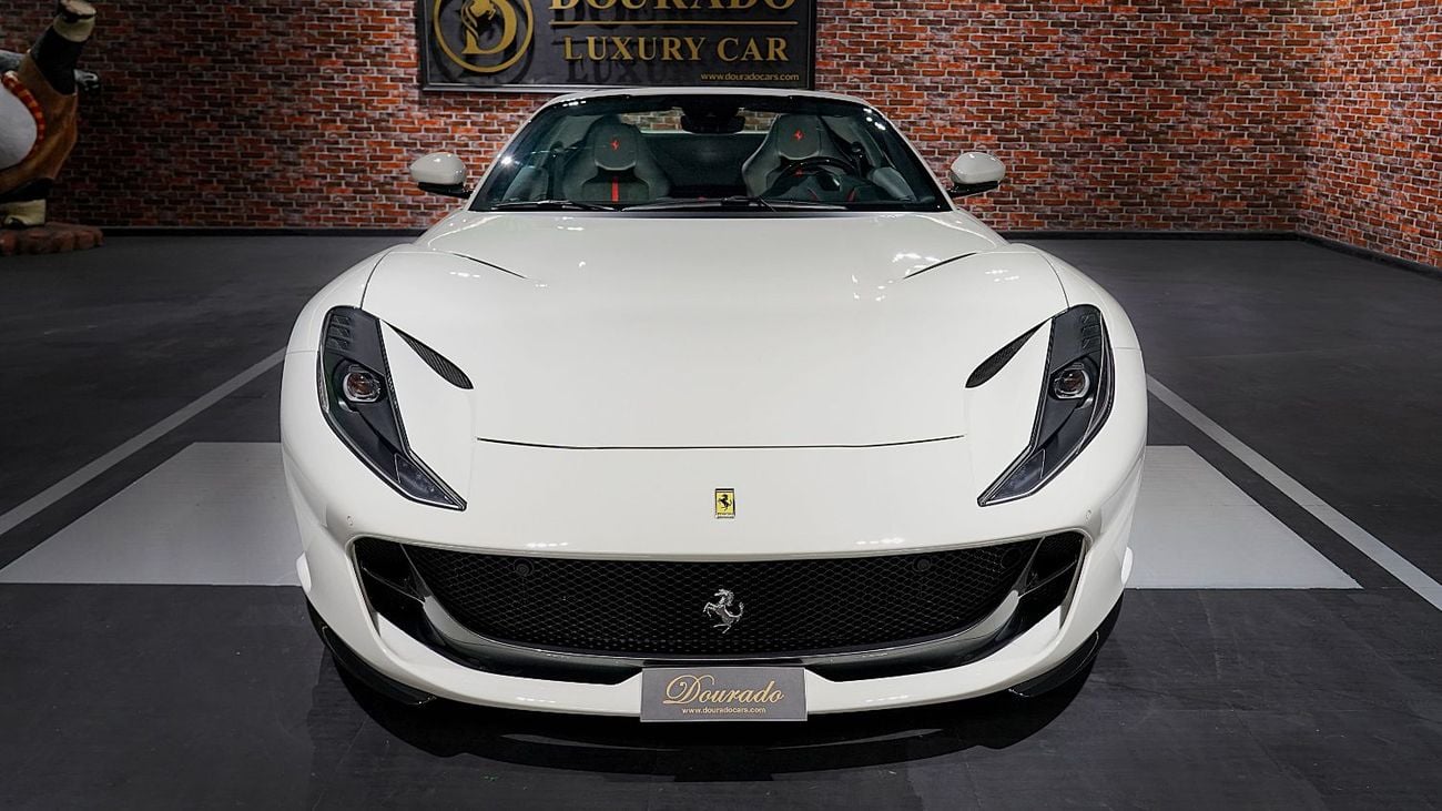 فيراري 812 GTS | LIMITED OFFER | FULL INTERIOR CARBON FIBER | NEW | V12 6.5L ENGINE | 789 HP