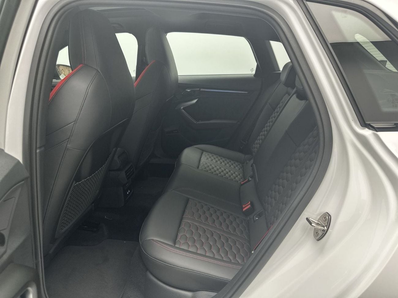 Audi RS3 Sportback 400hp (Ref# 02307)